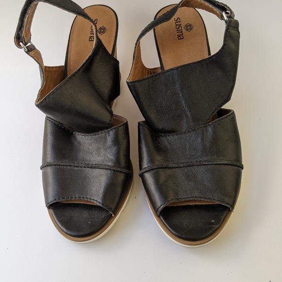 Wedges - Picture 3 of 5